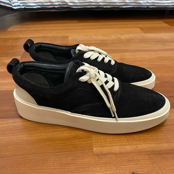 Black Fear of God Trainers - Picture 2 of 6